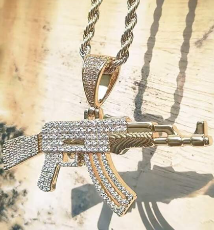 1pc Golden Ak47 Gun Pendant Necklace With Rhinestones